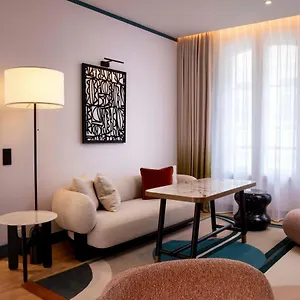 Bel Ami 5*, Parigi Francia