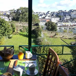 Citotel Du Port Rhu 2*, Douarnenez France