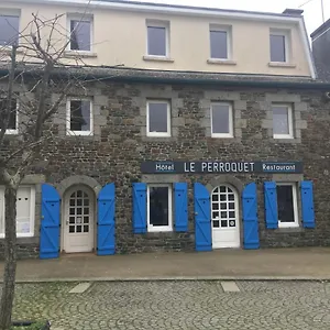 - Restaurant Le Perroquet , Binic France
